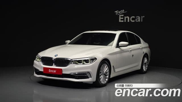 BMW 5 Series (G30)