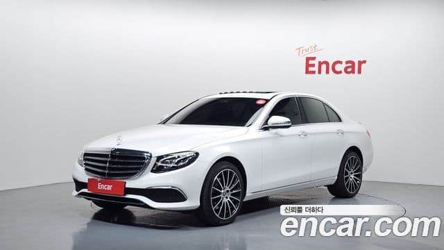 Mercedes-Benz E-Class W213 1