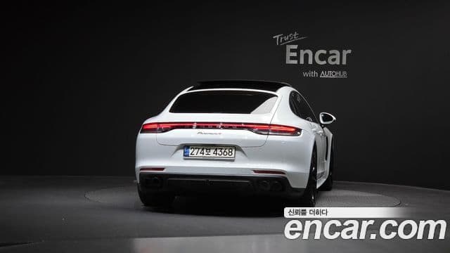 Porsche Panamera (971) 4