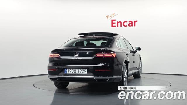 Volkswagen Arteon 4