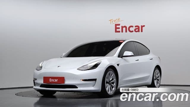 Tesla Model 3 1