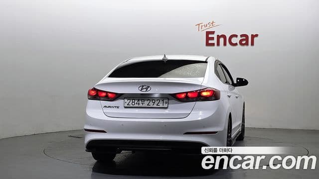 Hyundai Avante AD 4