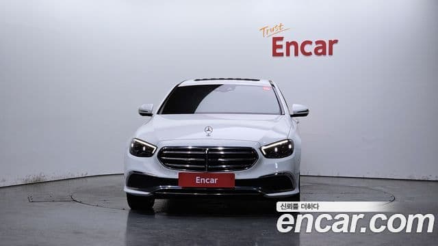Mercedes-Benz E-Class W213 3