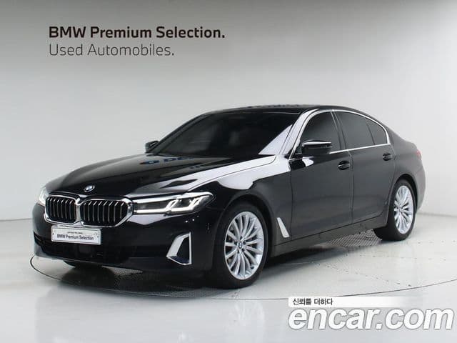 BMW 5 Series (G30)