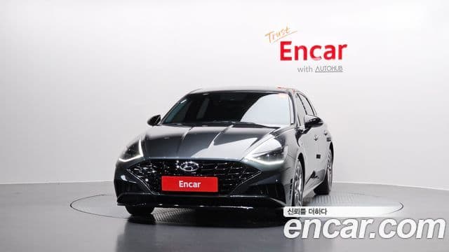 Hyundai Sonata (DN8) 3