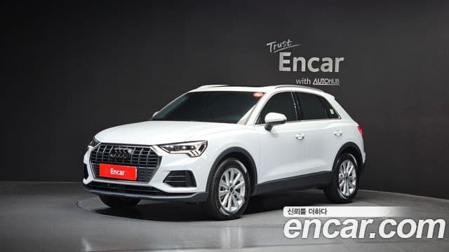 Audi Q3 (F3)
