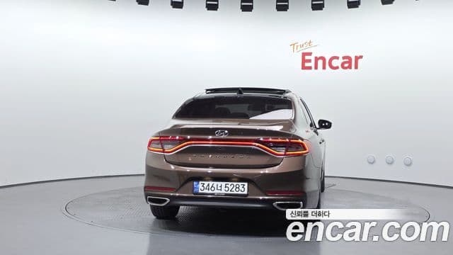 Hyundai Grandeur IG 4