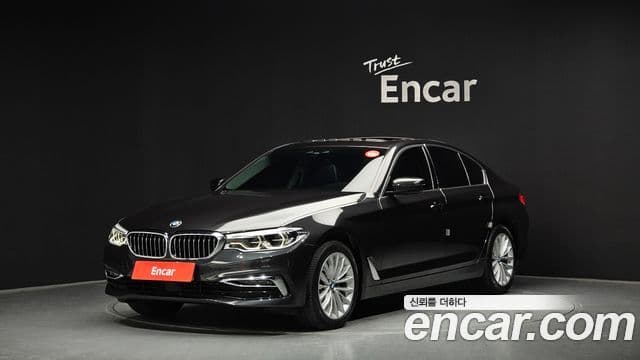 BMW 5 Series (G30)