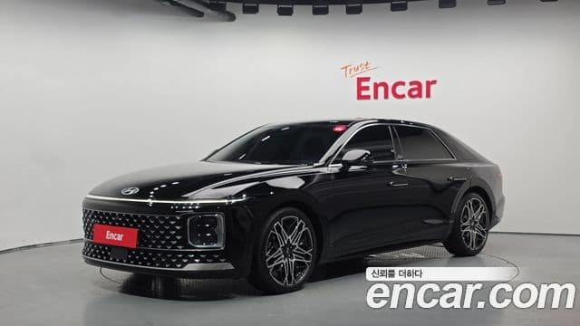 Hyundai Grandeur (GN7) 1