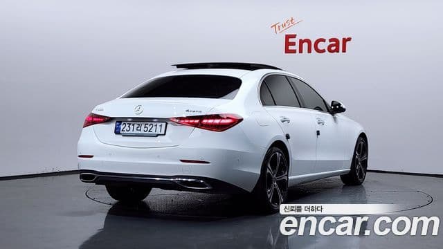 Mercedes-Benz C-Class W206 2