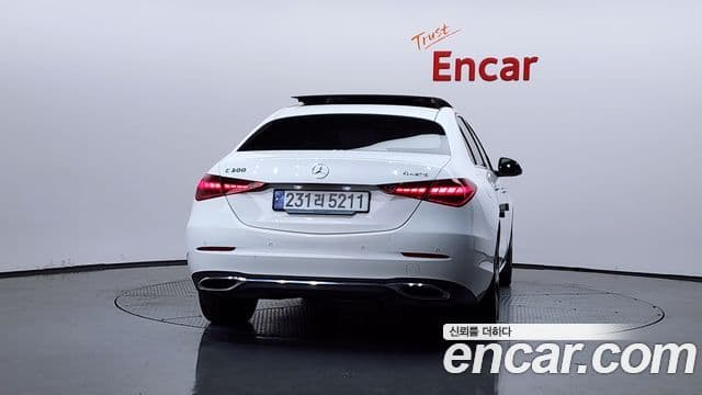 Mercedes-Benz C-Class W206 4