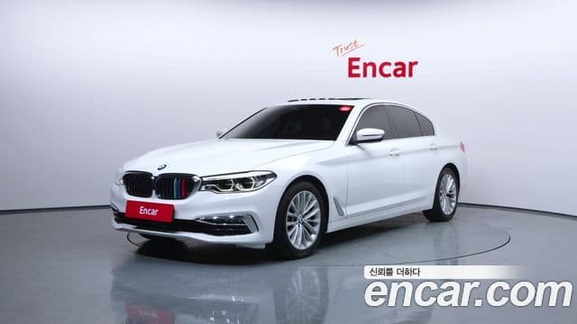 BMW 5 Series (G30)