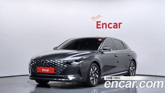 Hyundai The New Grandeur IG Hybrid 1