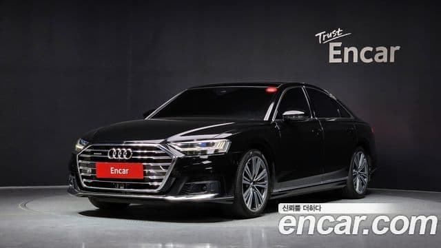 Audi A8 (D5)