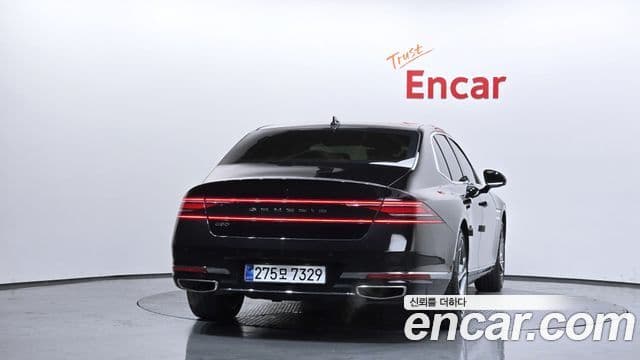 Genesis G90 (RS4) 4