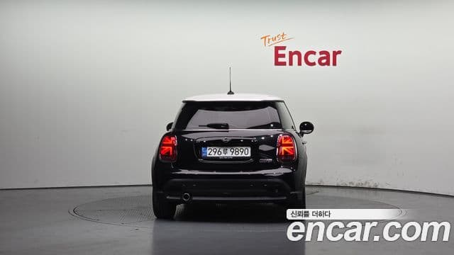 MINI Cooper 4