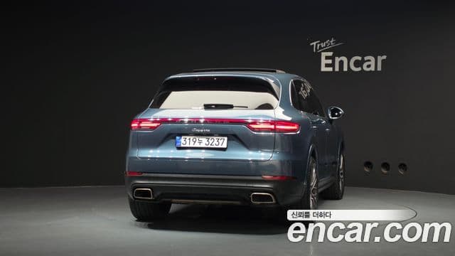 Porsche Cayenne (PO536) 4