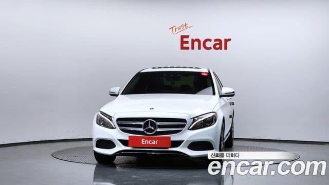 Mercedes-Benz C-Class W205 3
