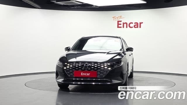 Hyundai The New Grandeur IG Hybrid 3