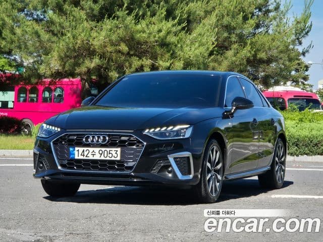 Audi A4 (B9)