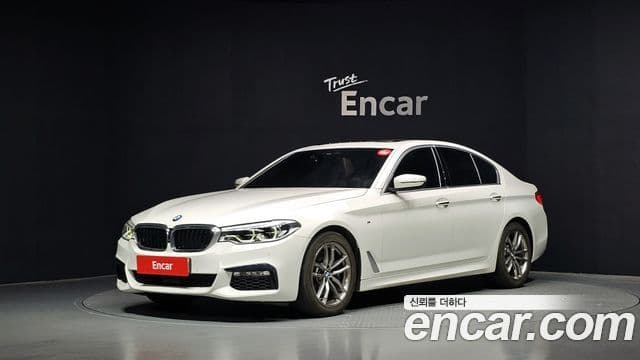 BMW 5 Series (G30)