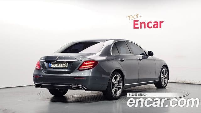 Mercedes-Benz E-Class W213 2