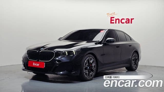 BMW 5 Series (G60)