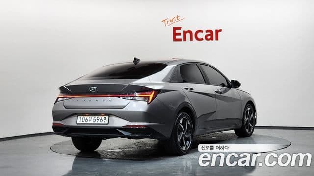 Hyundai Avante (CN7) 2
