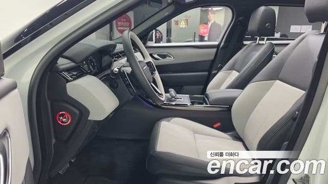 Land Rover Range Rover Velar 3