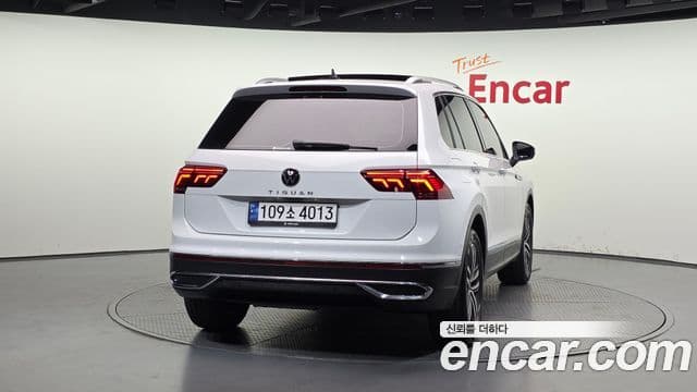Volkswagen Tiguan 2nd Gen 4