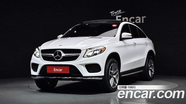 Mercedes-Benz GLE-Class W166