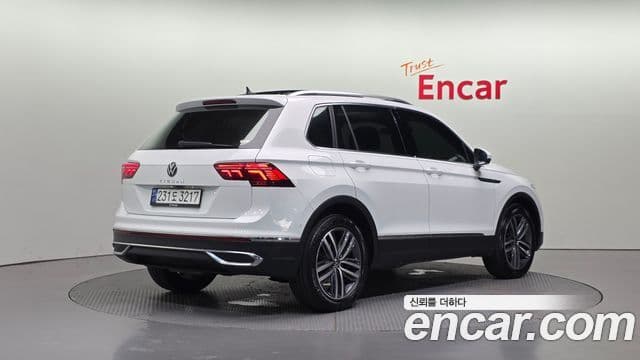 Volkswagen Tiguan 2nd Gen 2