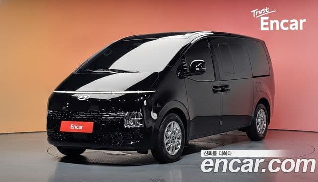 Hyundai Staria