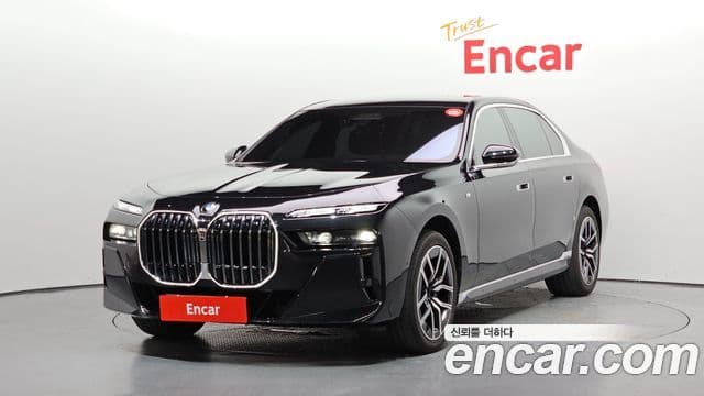 BMW 7 Series (G70)