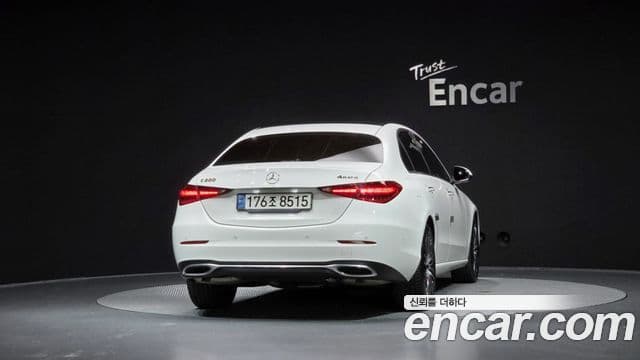 Mercedes-Benz C-Class W206 4