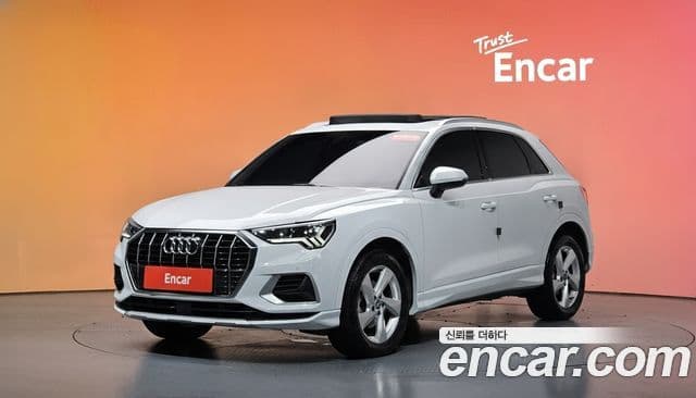 Audi Q3 (F3)