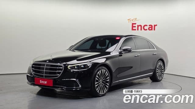 Mercedes-Benz S-Class W223 1