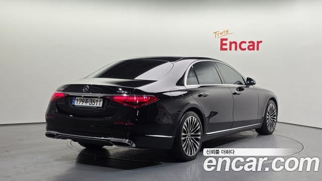 Mercedes-Benz S-Class W223 2