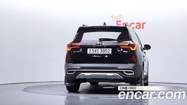 Kia Seltos 4