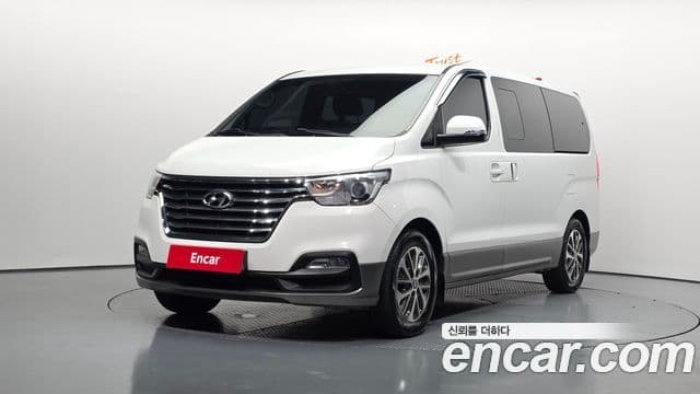 Hyundai The New Grand Starex