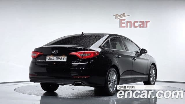 Hyundai LF Sonata 2