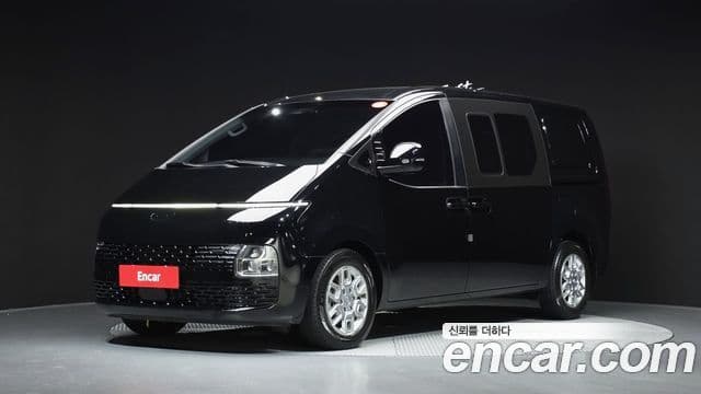 Hyundai Staria 1