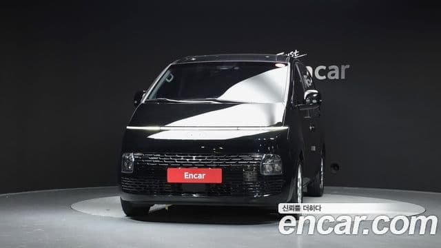 Hyundai Staria 3