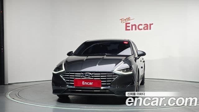 Hyundai Sonata Hybrid (DN8) 3