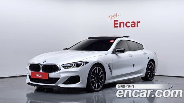 BMW 8 Series (G15)