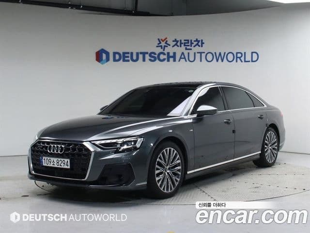 Audi A8 (D5)