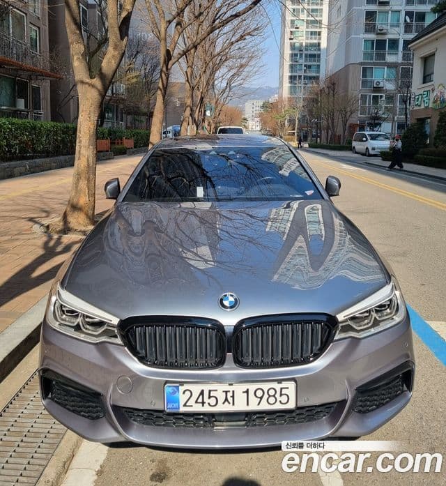 BMW 5 Series (G30)