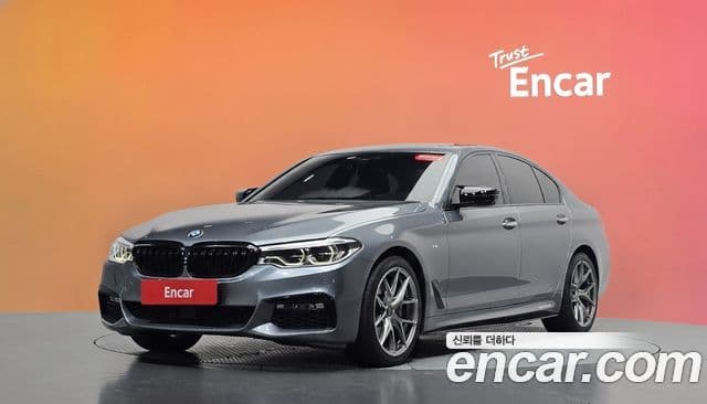BMW 5 Series (G30)