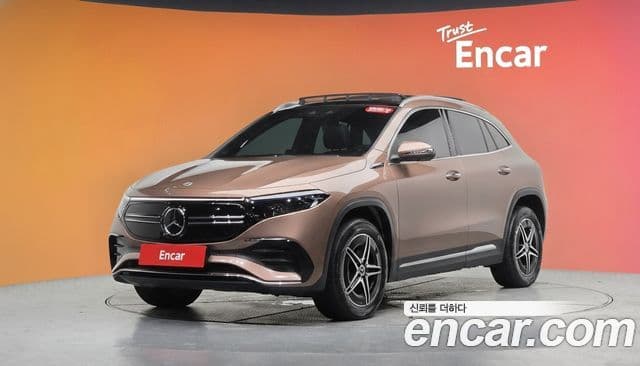 Mercedes-Benz EQA H243