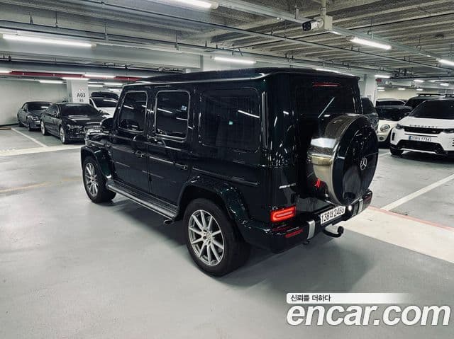 Mercedes-Benz G-Class W463b 3
